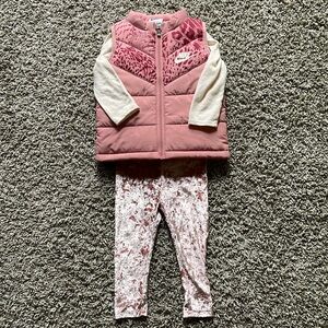 Girls 18 Month Nike 3 Piece Set.